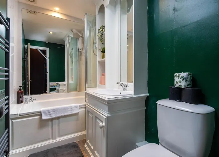 Luxury 2 Bedroom Clifton Duplex Apartment Bristol