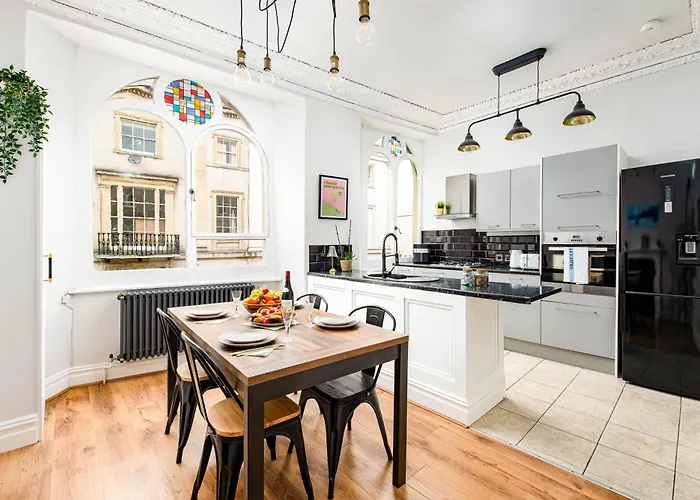 Luxury 2 Bedroom Clifton Duplex Bristol